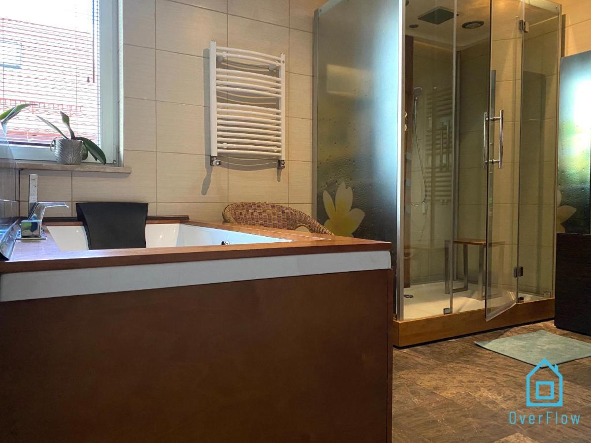 Lux Apartment - Lakefront Apartment In Kamien With Sauna & Hot Tub Only 30 Minutes From Gdansk And Gdynia Exterior photo